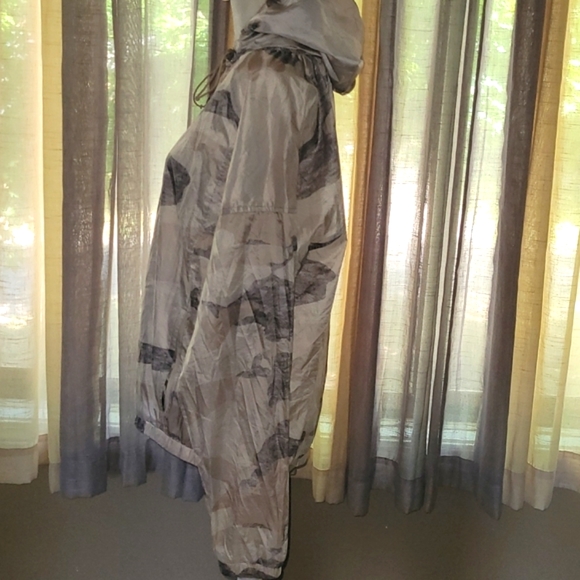 JoyLab ZIP UP CAMOUFLAGE WINDBREAKER, SIZE LARGE - Picture 8 of 14